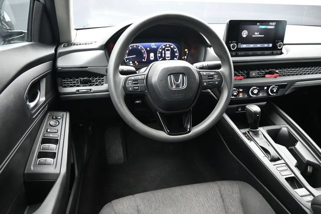 Used 2025 Honda Accord LX image 12