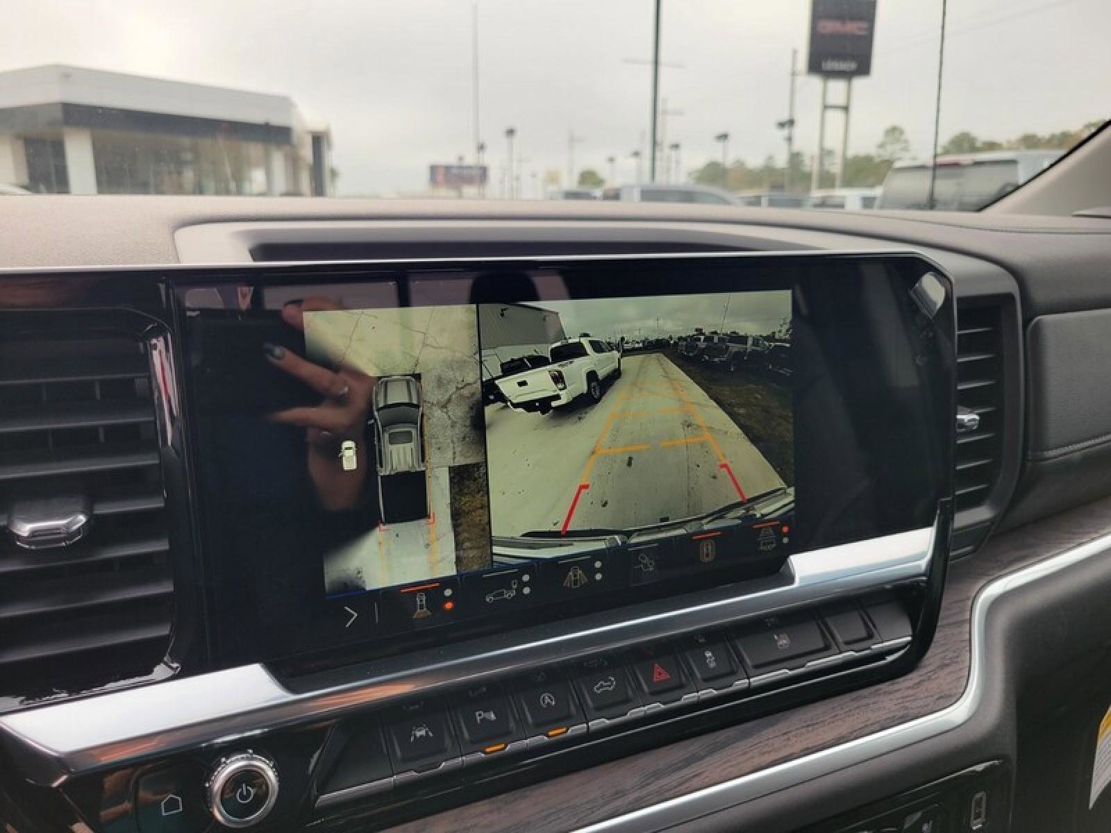 New 2026 GMC Sierra 1500 SLT w/ SLT Premium Plus Package image 23