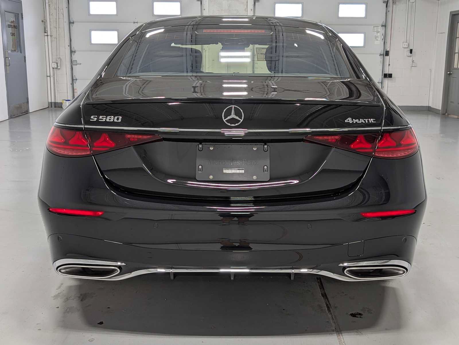 New 2027 Mercedes-Benz S 580 4MATIC Sedan image 8