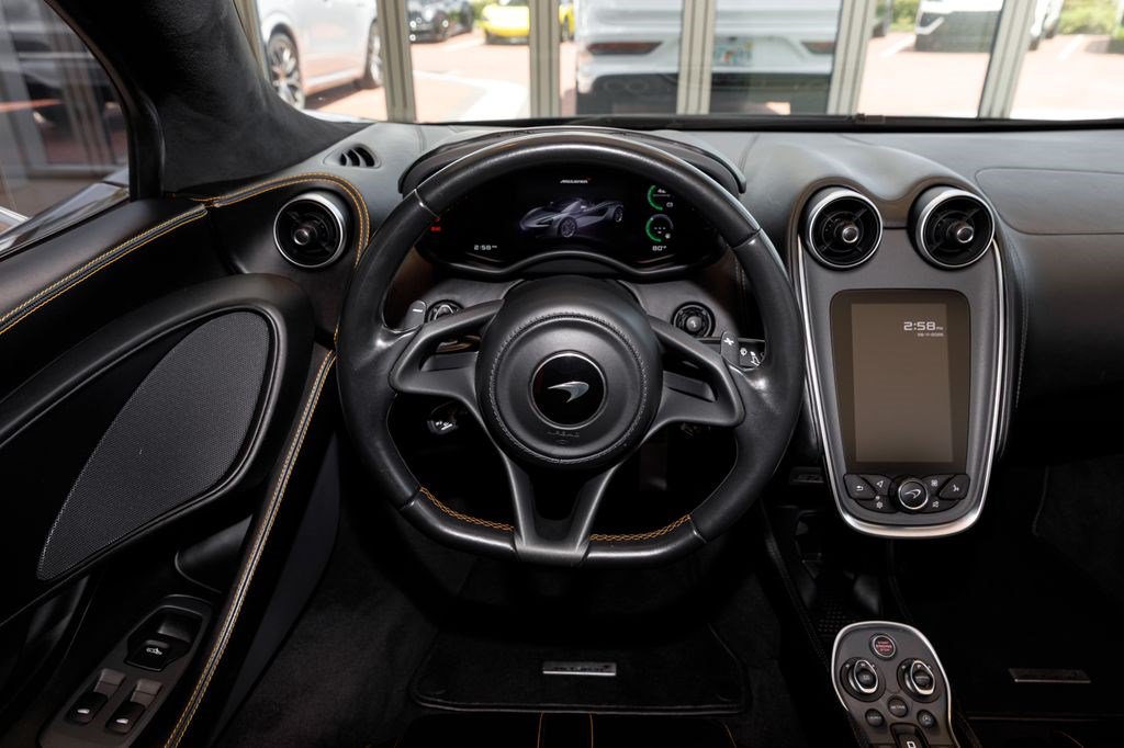 Used 2019 McLaren 570S Spider RWD image 13