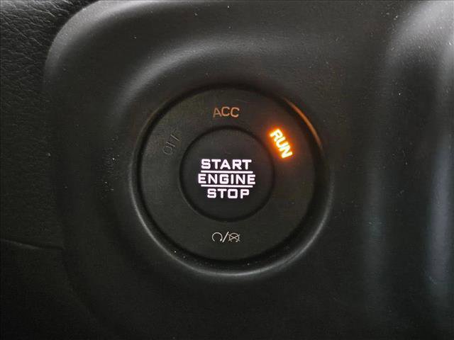 Used 2022 Jeep Gladiator Rubicon w/ Cold Weather Group AWD/4WD image 15