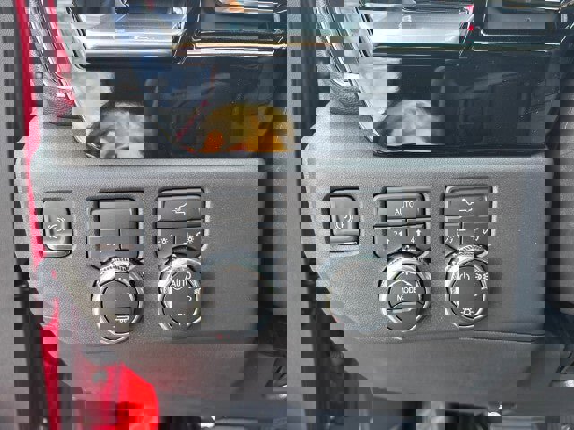 New 2026 GMC Sierra 1500 SLE w/ Preferred Package image 16