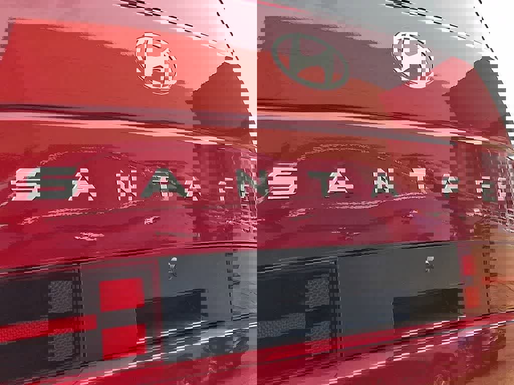 Used 2025 Hyundai Santa Fe SEL image 30