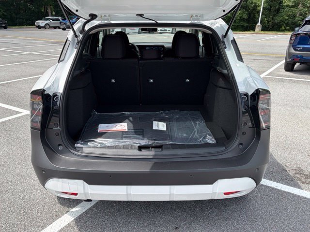 New 2026 Nissan Kicks SV w/ Cold Weather Package AWD/4WD image 7
