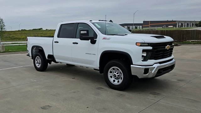 New 2026 Chevrolet Silverado 2500 W/T AWD/4WD image 2