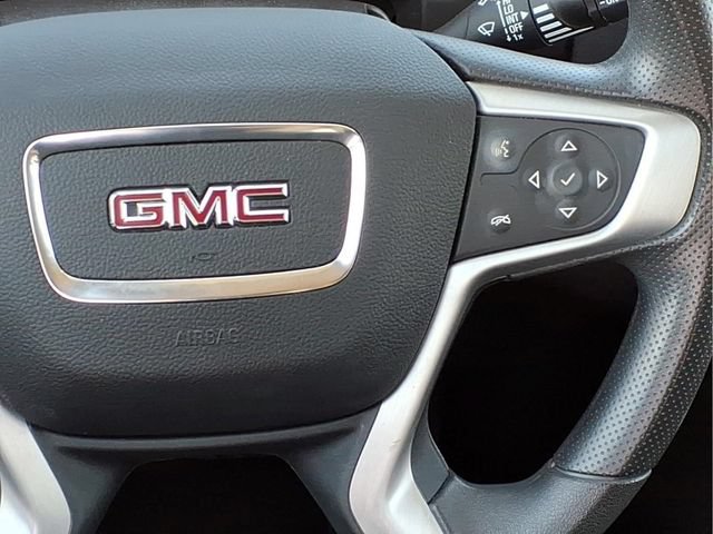 Used 2024 GMC Terrain SLE FWD image 8