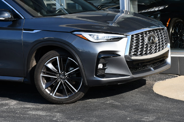 Used 2023 INFINITI QX55 Sensory w/ Lighting Package AWD/4WD image 13
