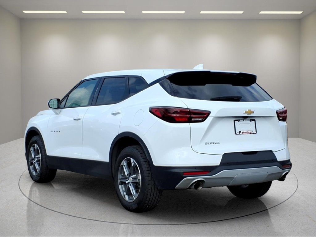 Certified 2025 Chevrolet Blazer LT w/ Driver Confidence Package FWD image 20