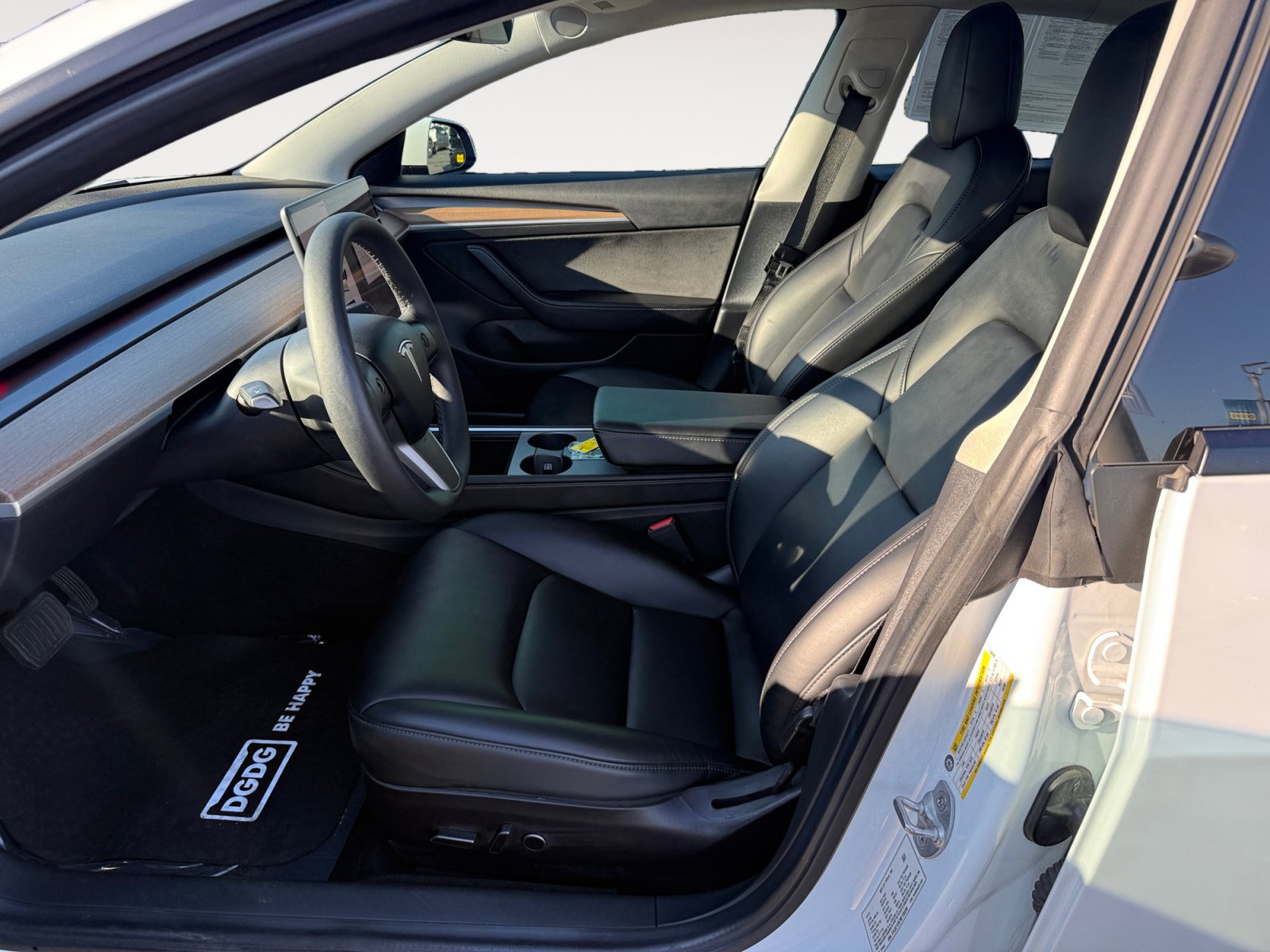 Used 2022 Tesla Model 3 Long Range image 10