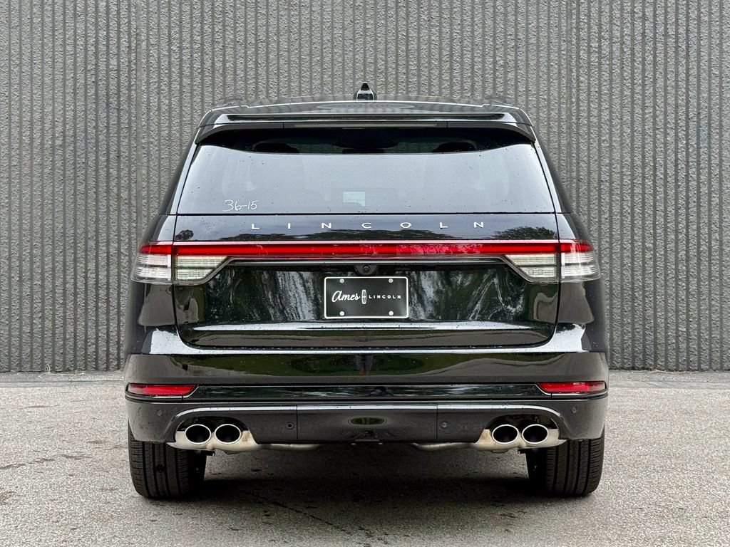 New 2026 Lincoln Aviator AWD image 5
