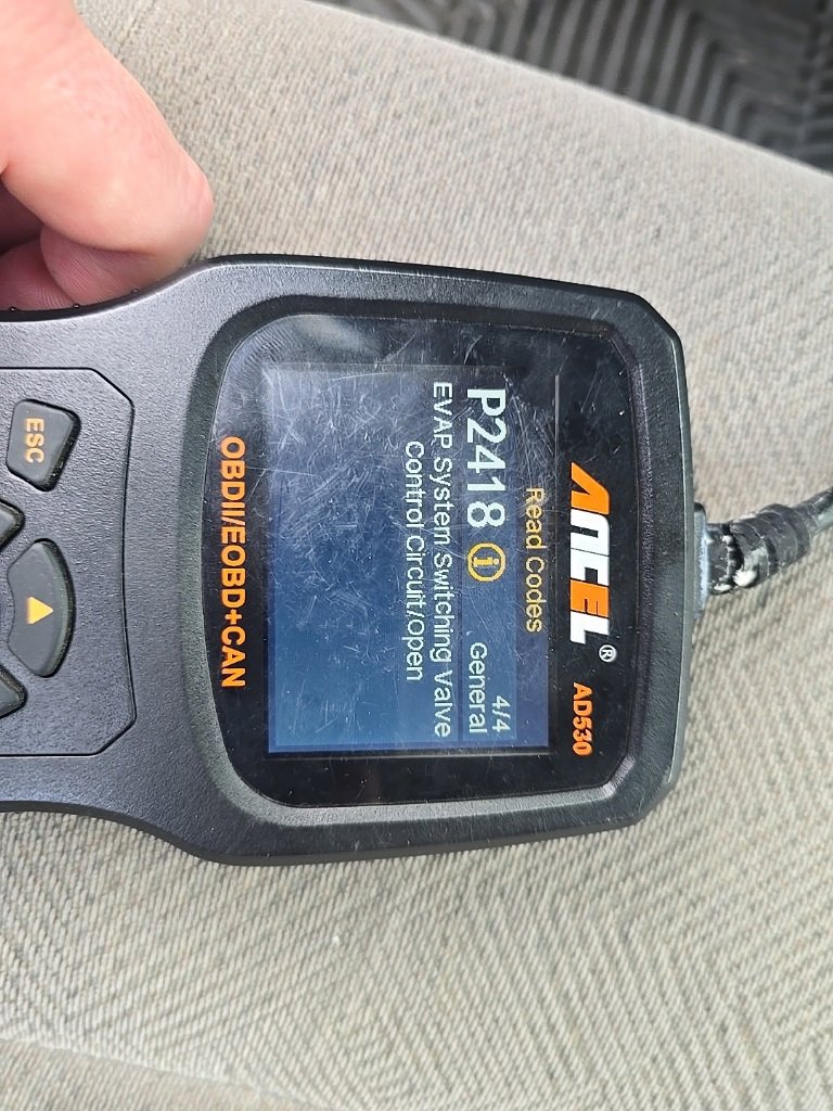 Used 2004 Toyota Sequoia SR5 image 12