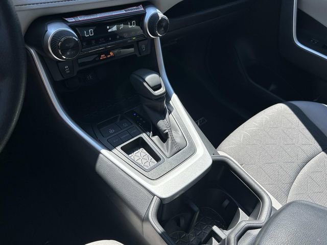 Used 2025 Toyota RAV4 XLE w/ Convenience Package FWD image 27