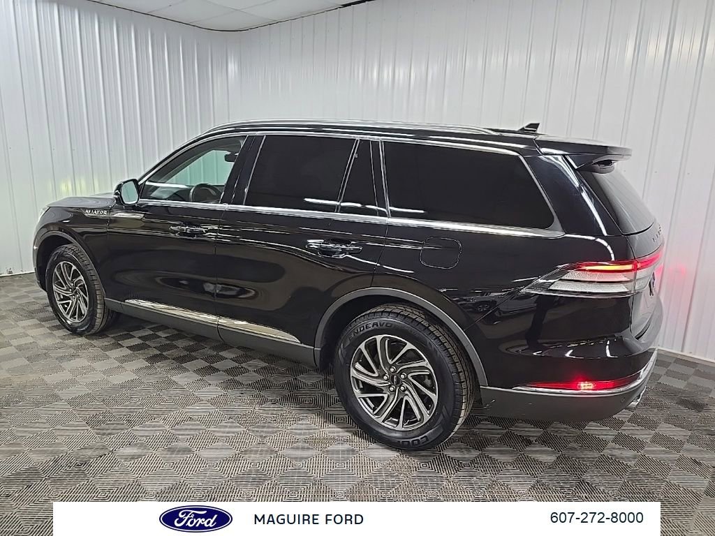 Used 2022 Lincoln Aviator Standard w/ Elements Package image 5
