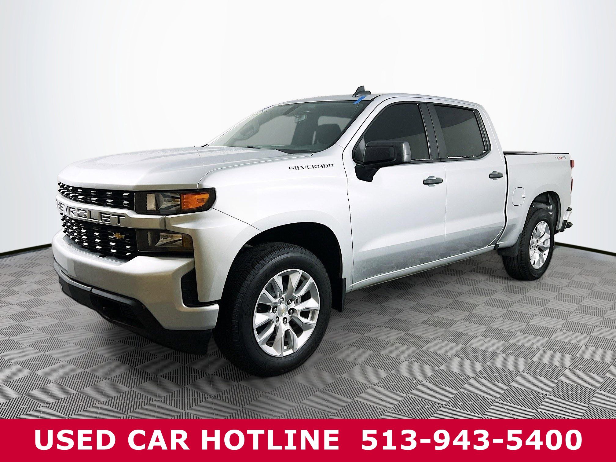 Used 2022 Chevrolet Silverado 1500 Custom image 2