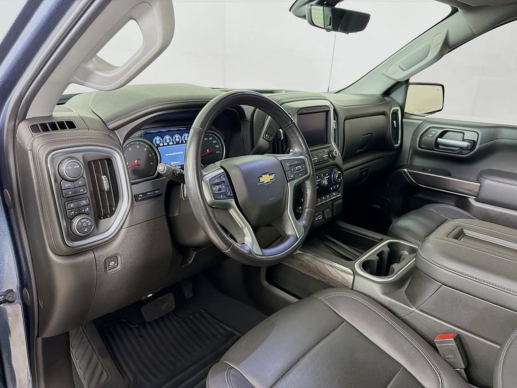 Used 2021 Chevrolet Silverado 1500 LTZ w/ Technology Package AWD/4WD image 10