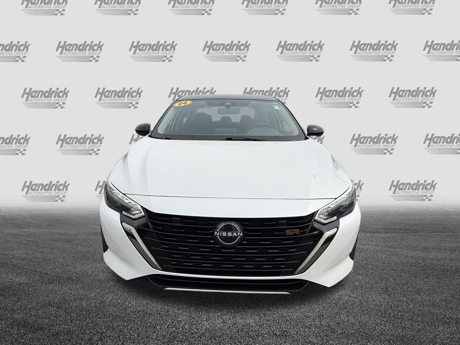 Used 2024 Nissan Sentra SR FWD image 3