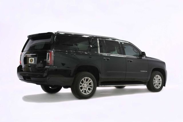 Used 2017 GMC Yukon XL SLT image 7