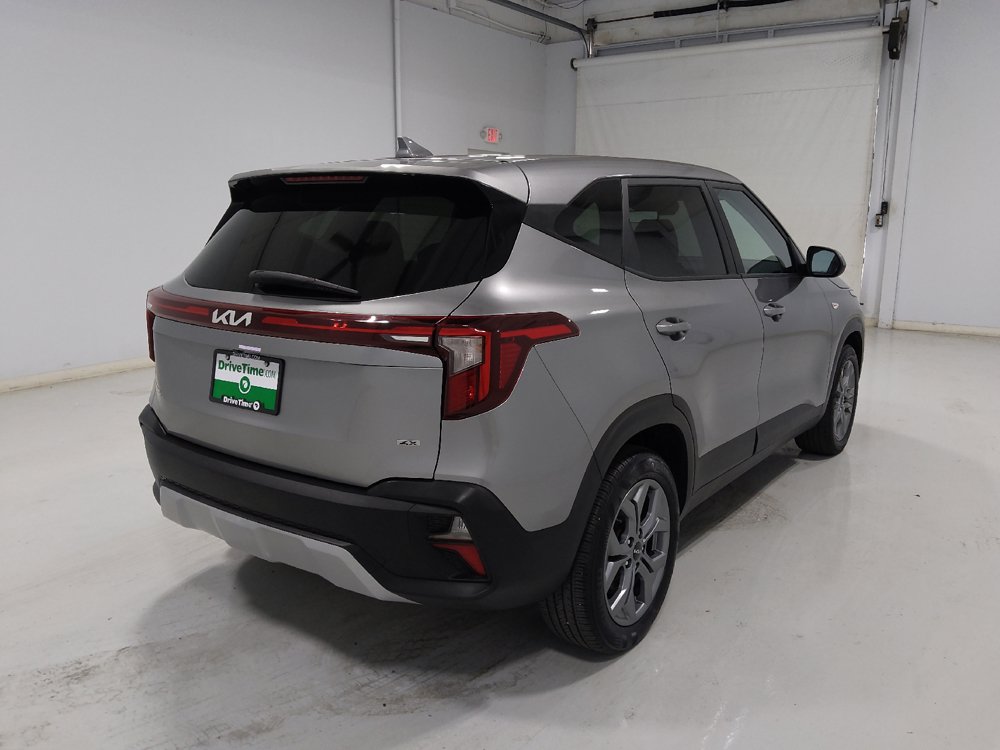 Used 2024 Kia Seltos LX AWD/4WD image 9