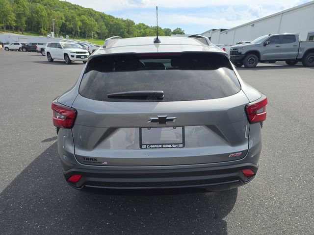 New 2026 Chevrolet Trax RS w/ Driver Confidence Package FWD image 4
