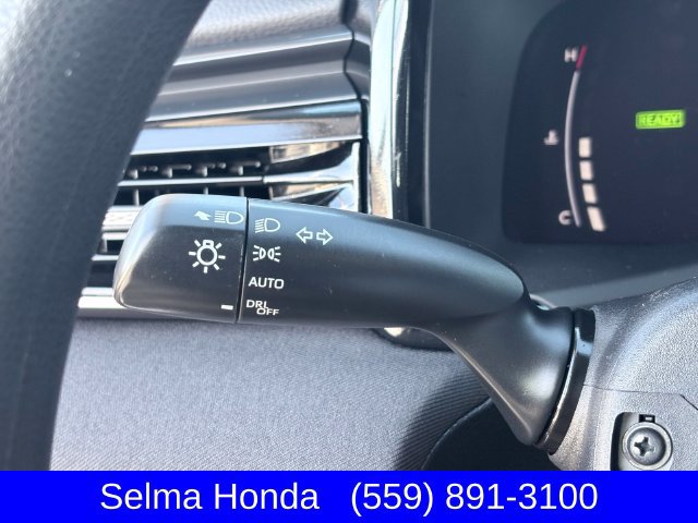 Used 2025 Toyota Camry LE FWD image 15