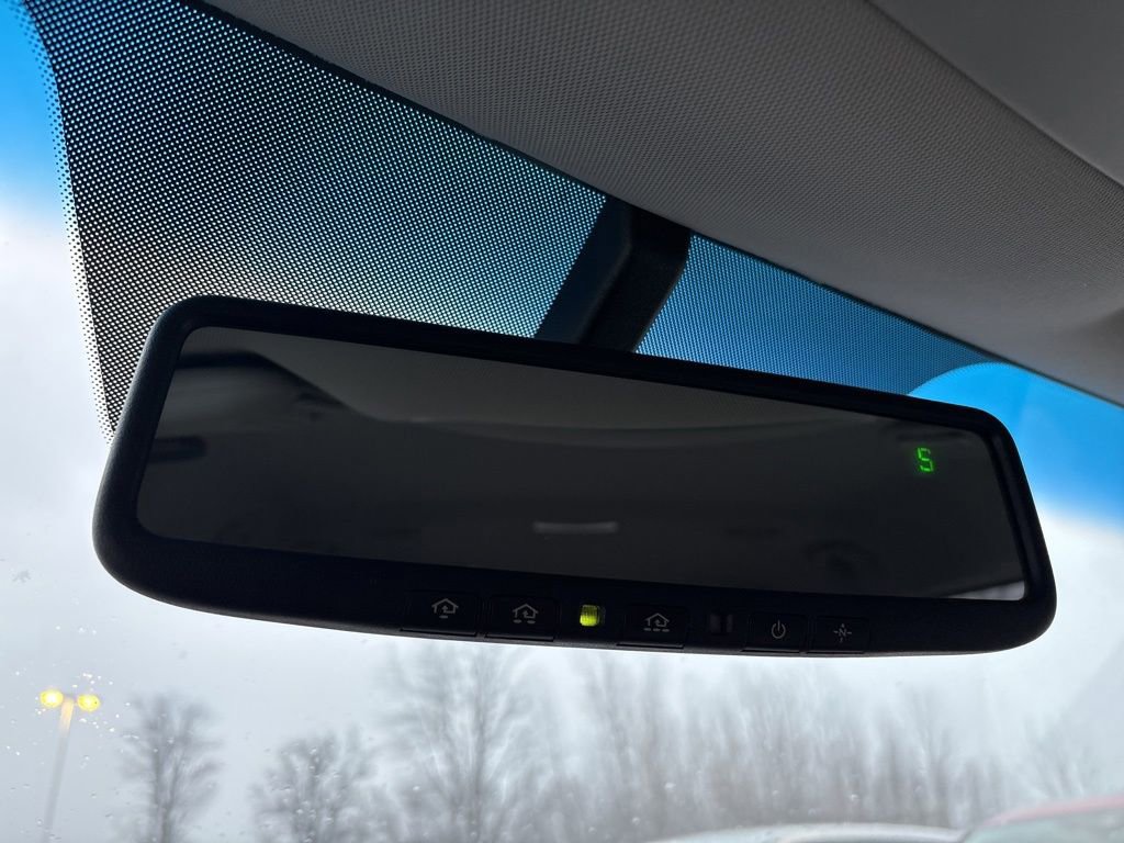 Used 2012 Kia Sedona EX image 27