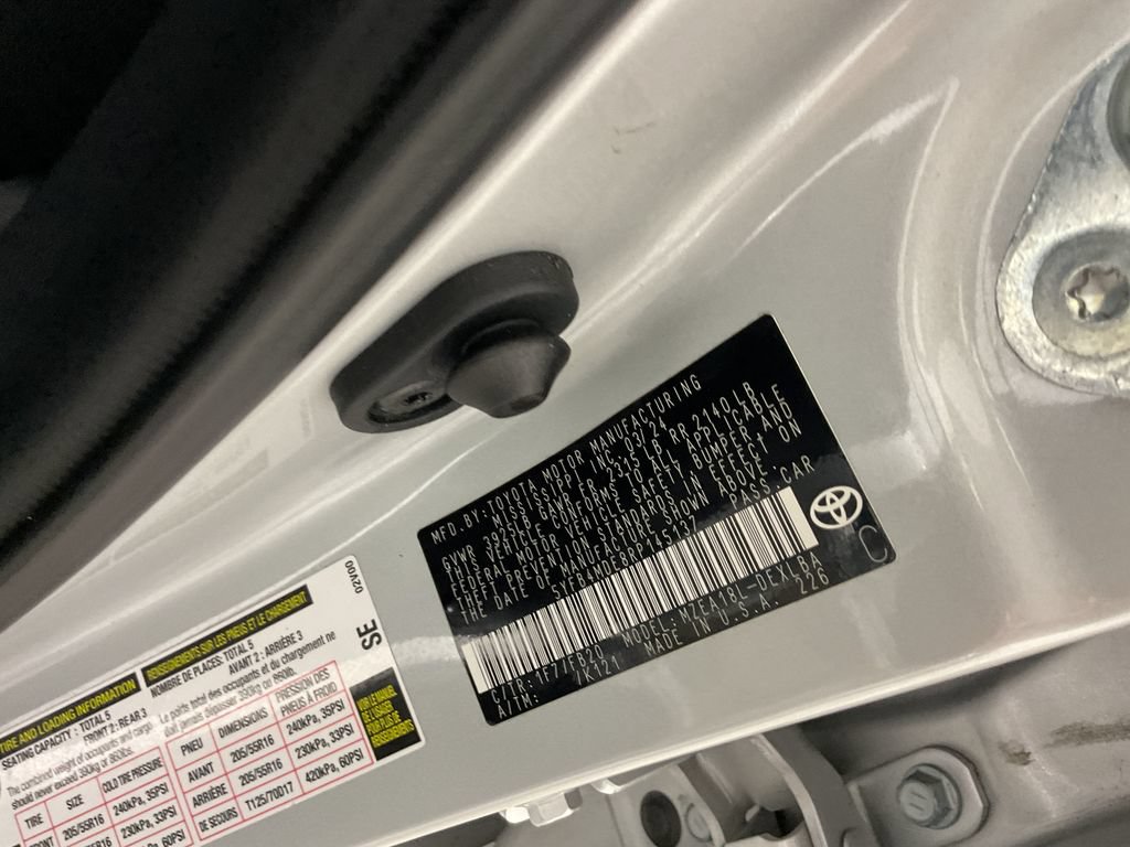 Used 2024 Toyota Corolla LE FWD image 28