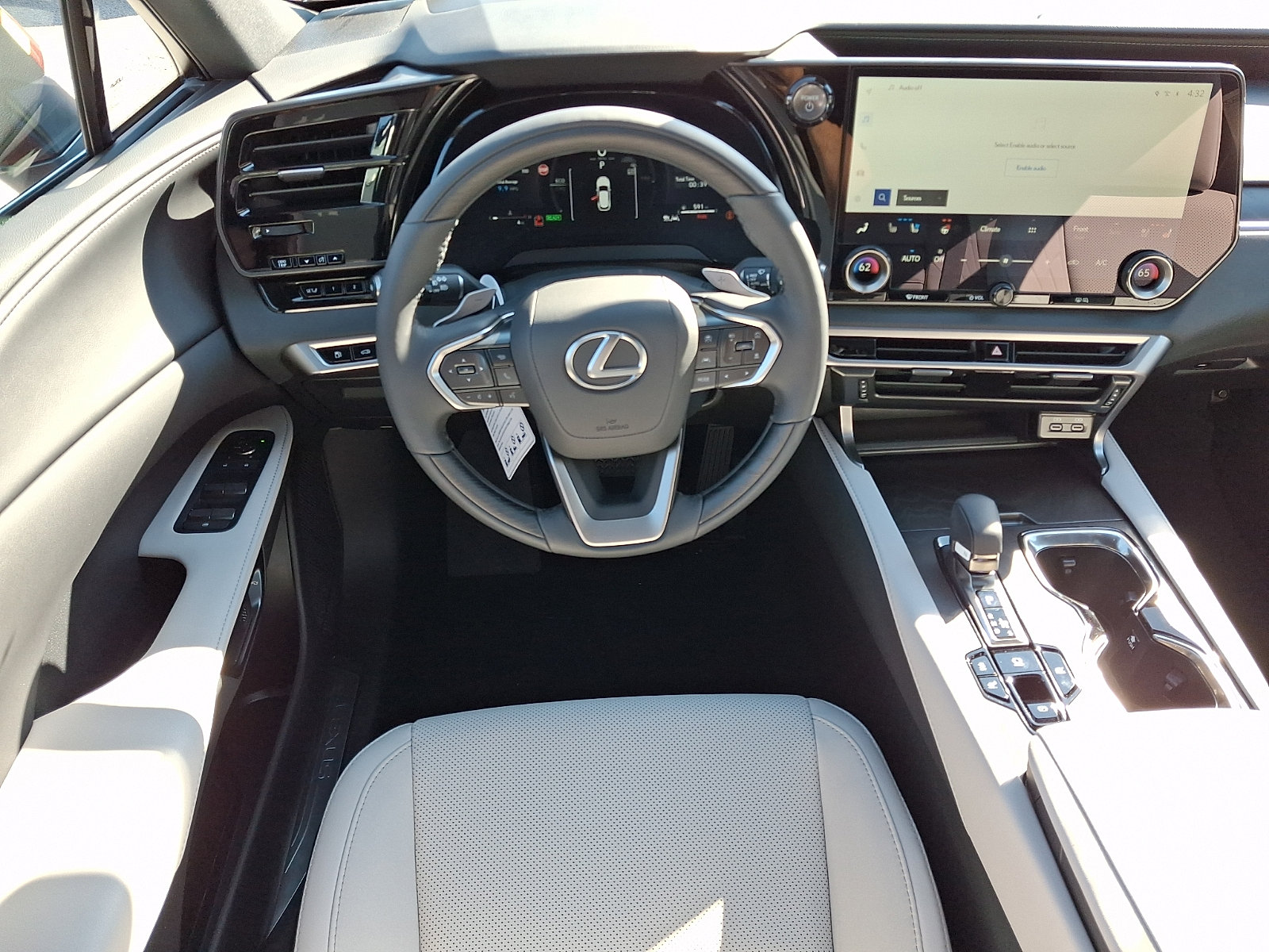 New 2026 Lexus RX 350h AWD/4WD image 8