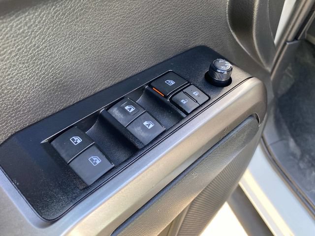 Used 2023 Toyota Tacoma SR5 w/ Technology Package RWD image 13
