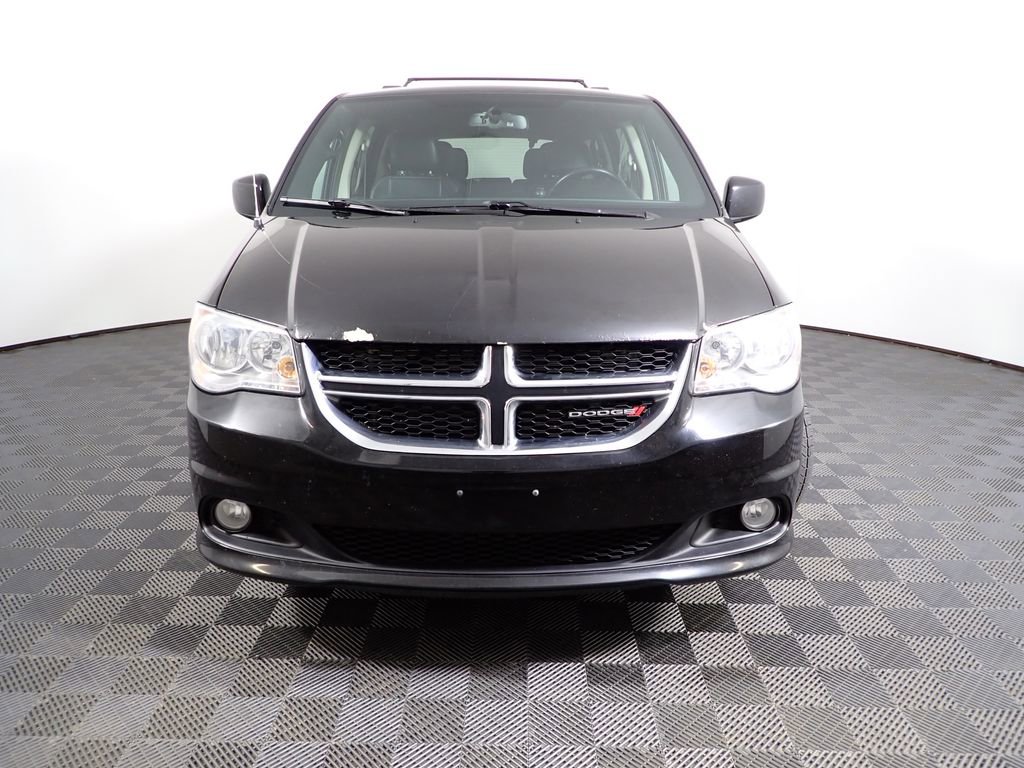 Used 2017 Dodge Grand Caravan SXT image 9