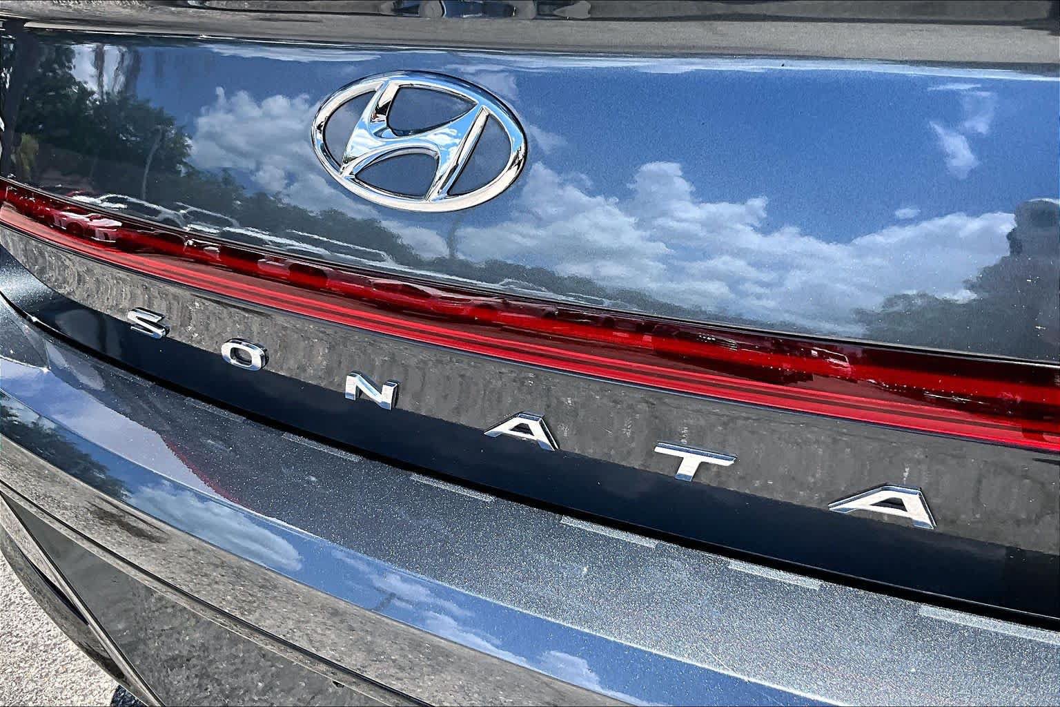 Used 2022 Hyundai Sonata SEL Plus w/ Cargo Package FWD image 11