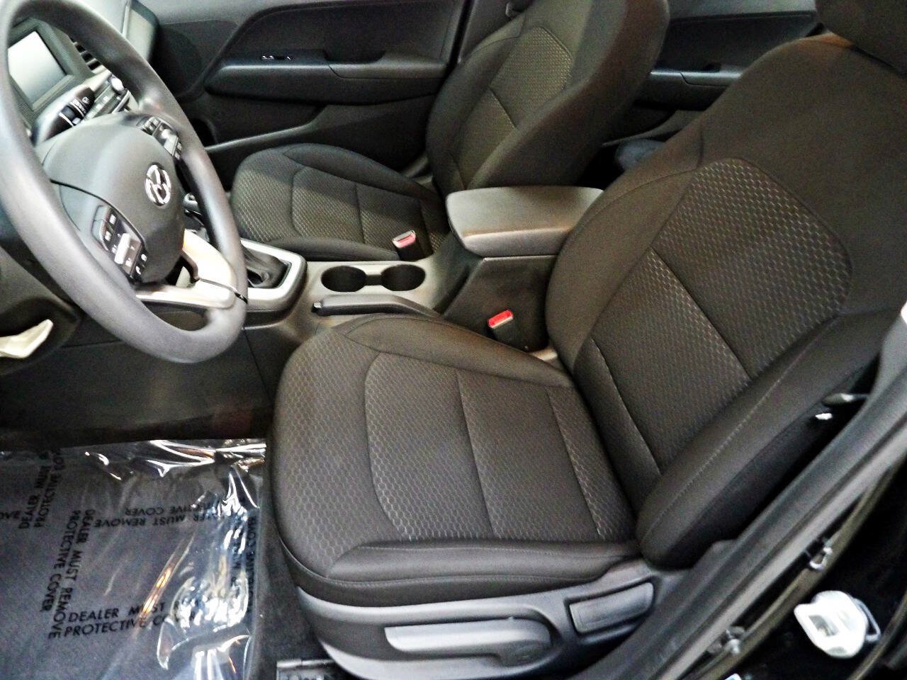 Used 2019 Hyundai Elantra SE w/ Cargo Package FWD image 16