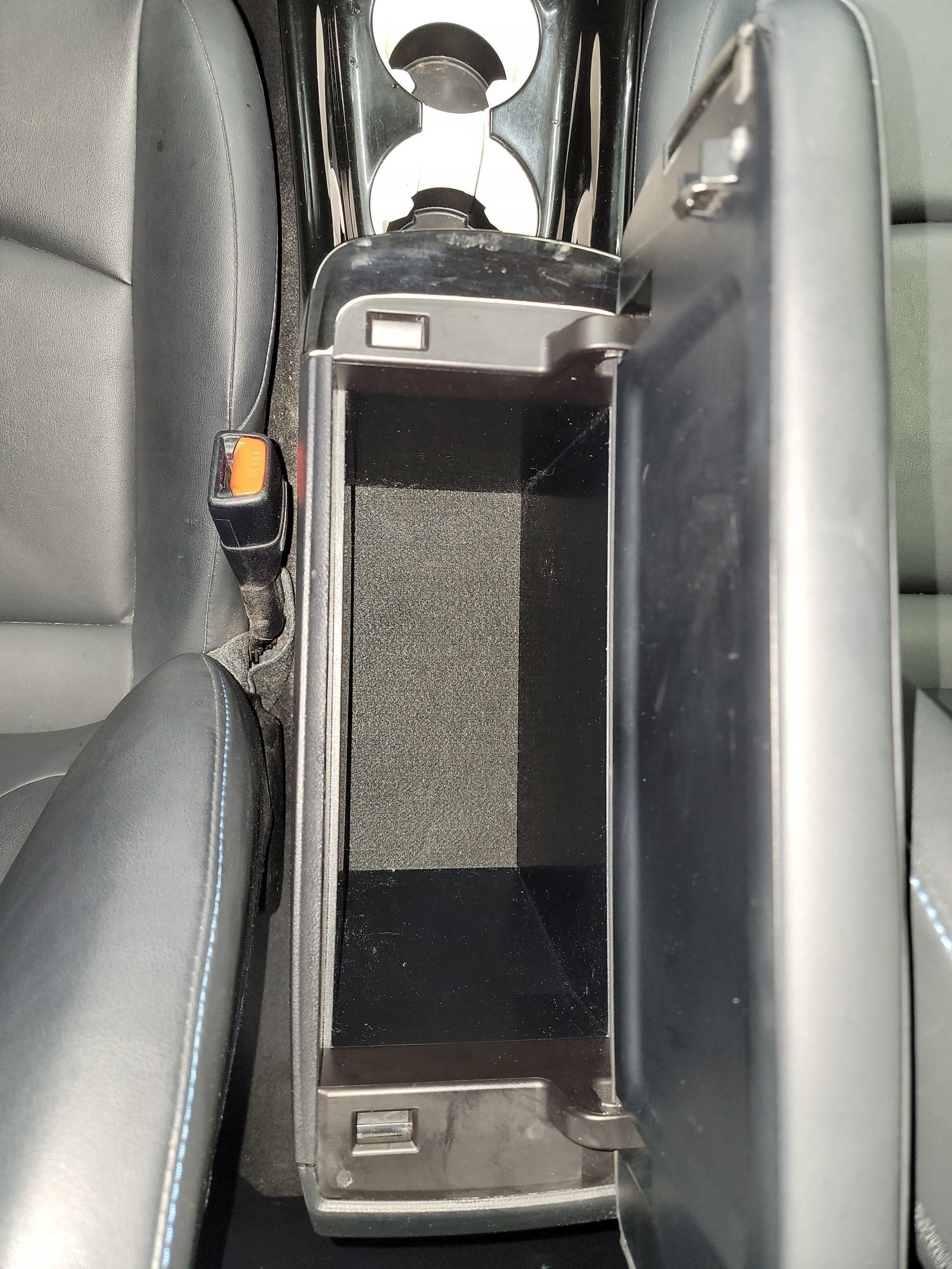 Used 2016 Toyota Prius Two image 28