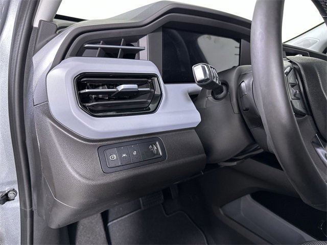 New 2027 Chevrolet Bolt LT w/ Comfort Package image 17