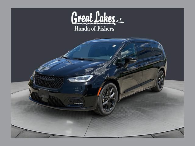 Used 2025 Chrysler Pacifica Limited FWD image 1