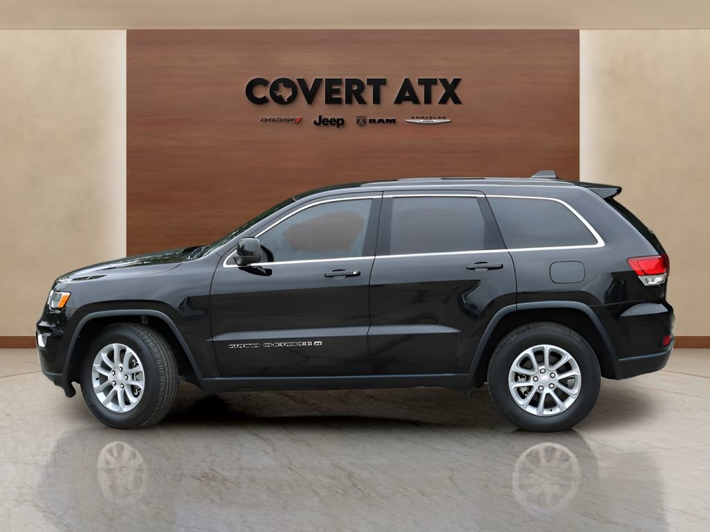Used 2022 Jeep Grand Cherokee Laredo X RWD image 2