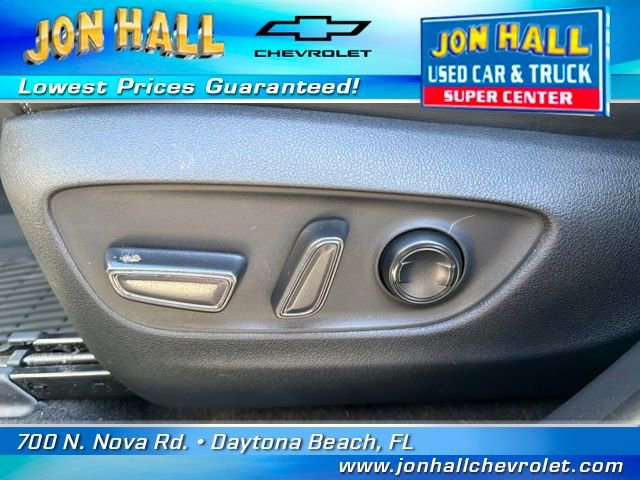 Used 2021 Toyota RAV4 XLE Premium image 18