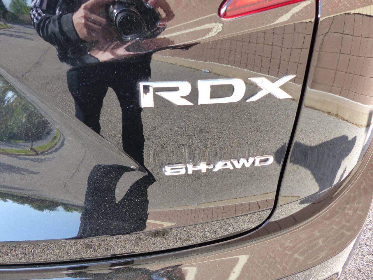 Used 2024 Acura RDX w/ Technology Package AWD/4WD image 9