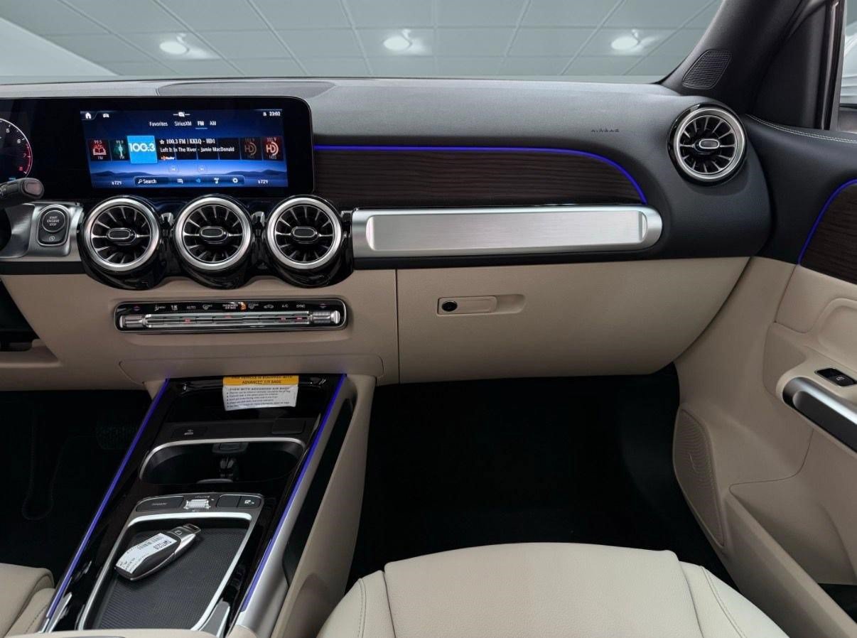 New 2026 Mercedes-Benz GLB 250 4MATIC image 29