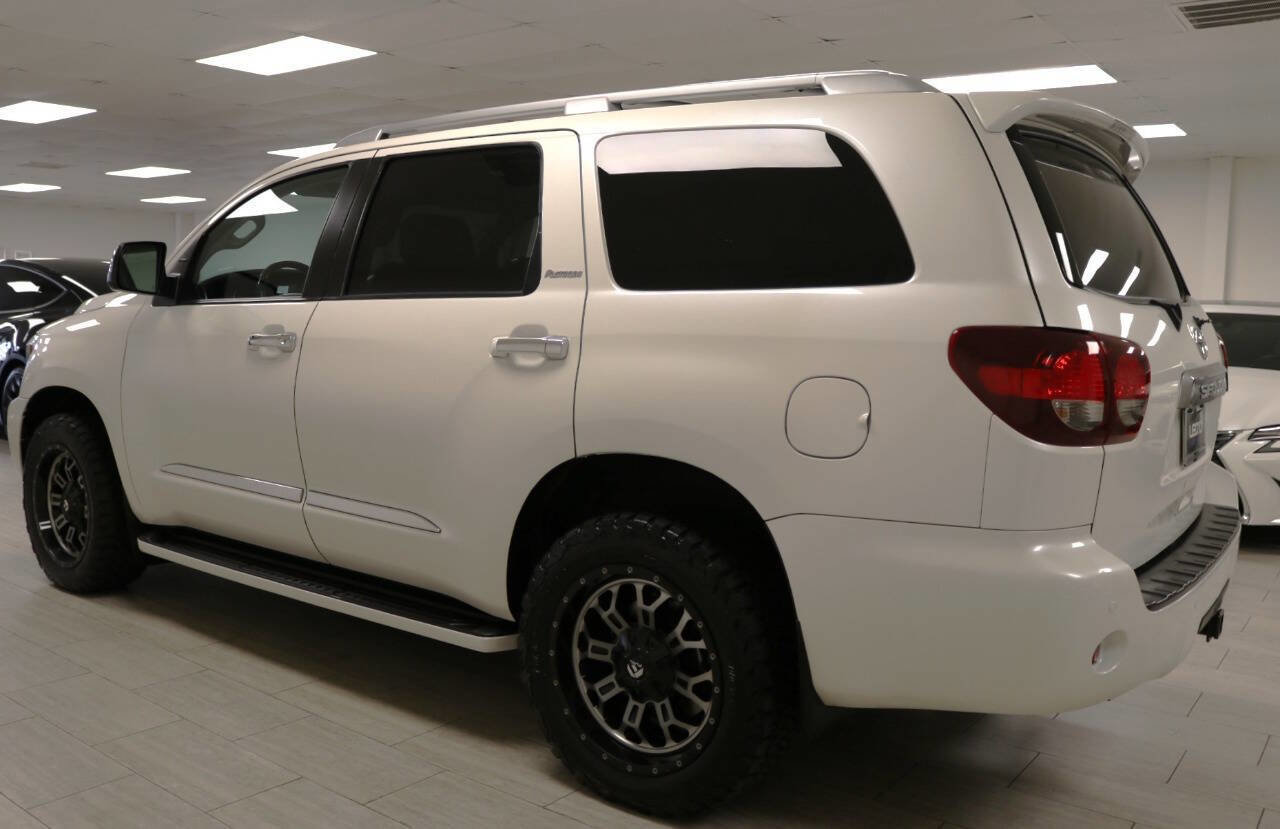 Used 2020 Toyota Sequoia Platinum image 13