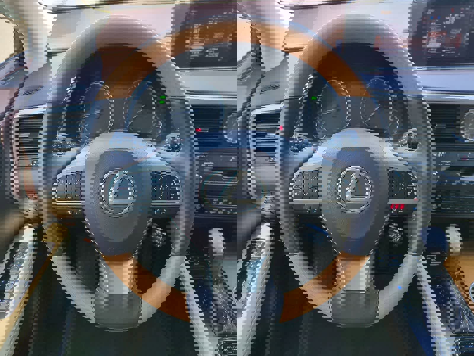 Used 2019 Lexus RX 350 FWD w/ Premium Package image 24