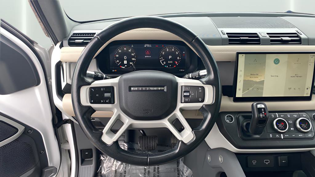 Used 2022 Land Rover Defender 110 S image 11