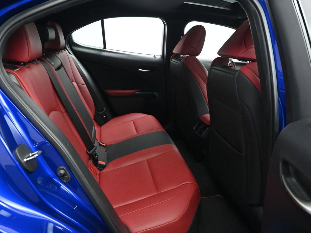 Used 2022 Lexus UX 200 F Sport w/ F Sport Premium Package image 16