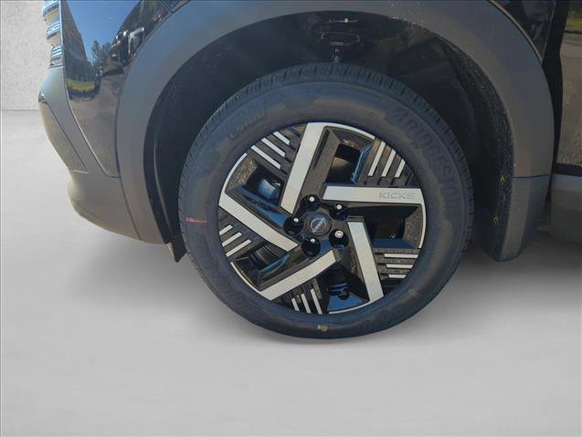 New 2026 Nissan Kicks SV w/ Illumination Package image 19