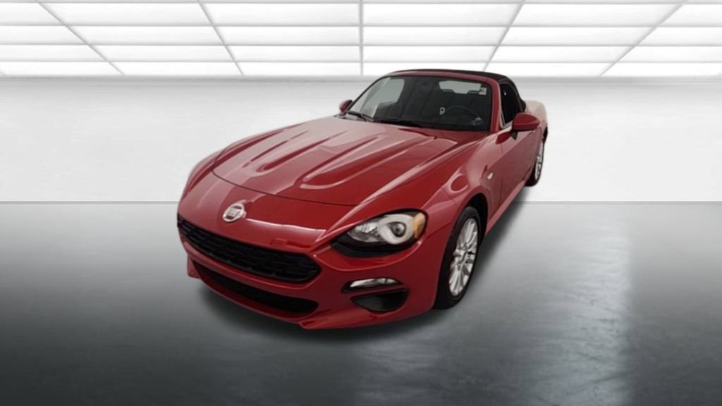 Used 2018 FIAT 124 Spider Classica RWD image 3