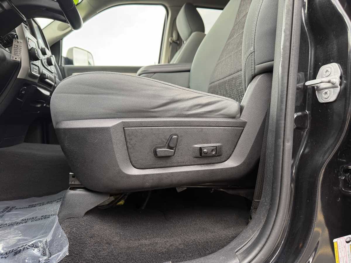 Used 2015 RAM 1500 Big Horn image 21