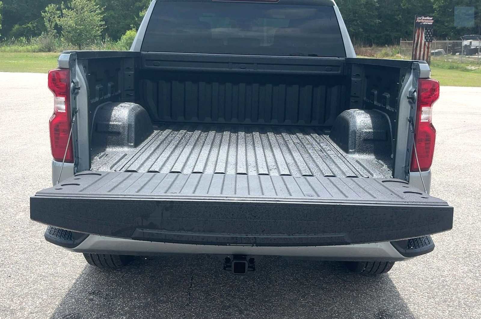 New 2026 Chevrolet Silverado 1500 Custom w/ Rally Edition AWD/4WD image 13