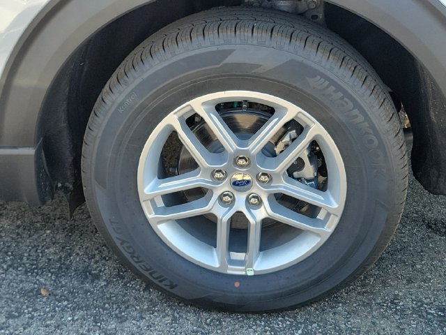 New 2026 Ford Explorer Active w/ Active Comfort Package RWD image 5