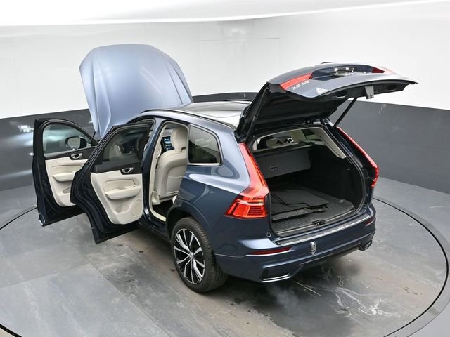 Used 2023 Volvo XC60 B5 Plus w/ Protection Package Premier image 42