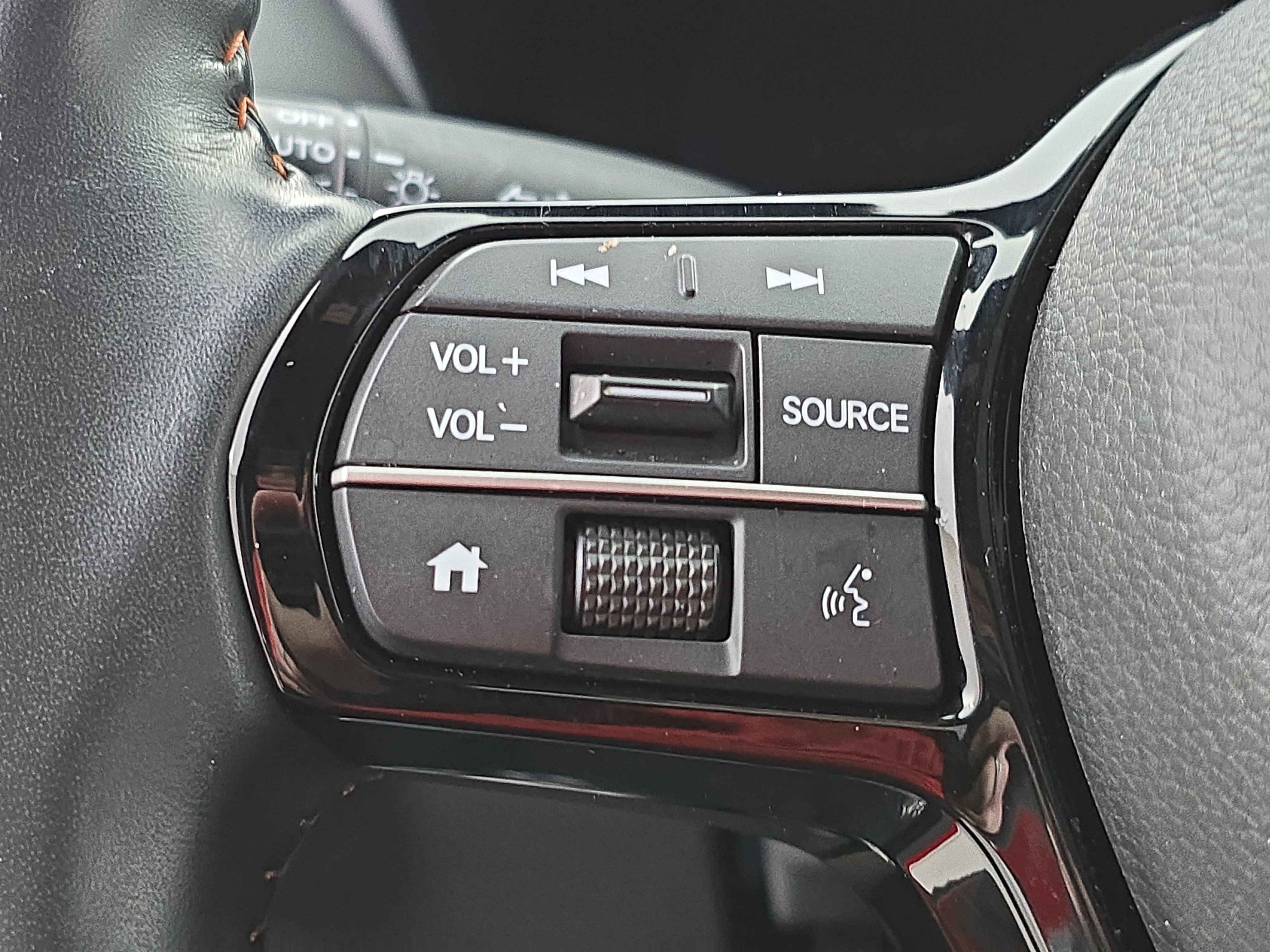 Certified 2023 Honda HR-V Sport image 16