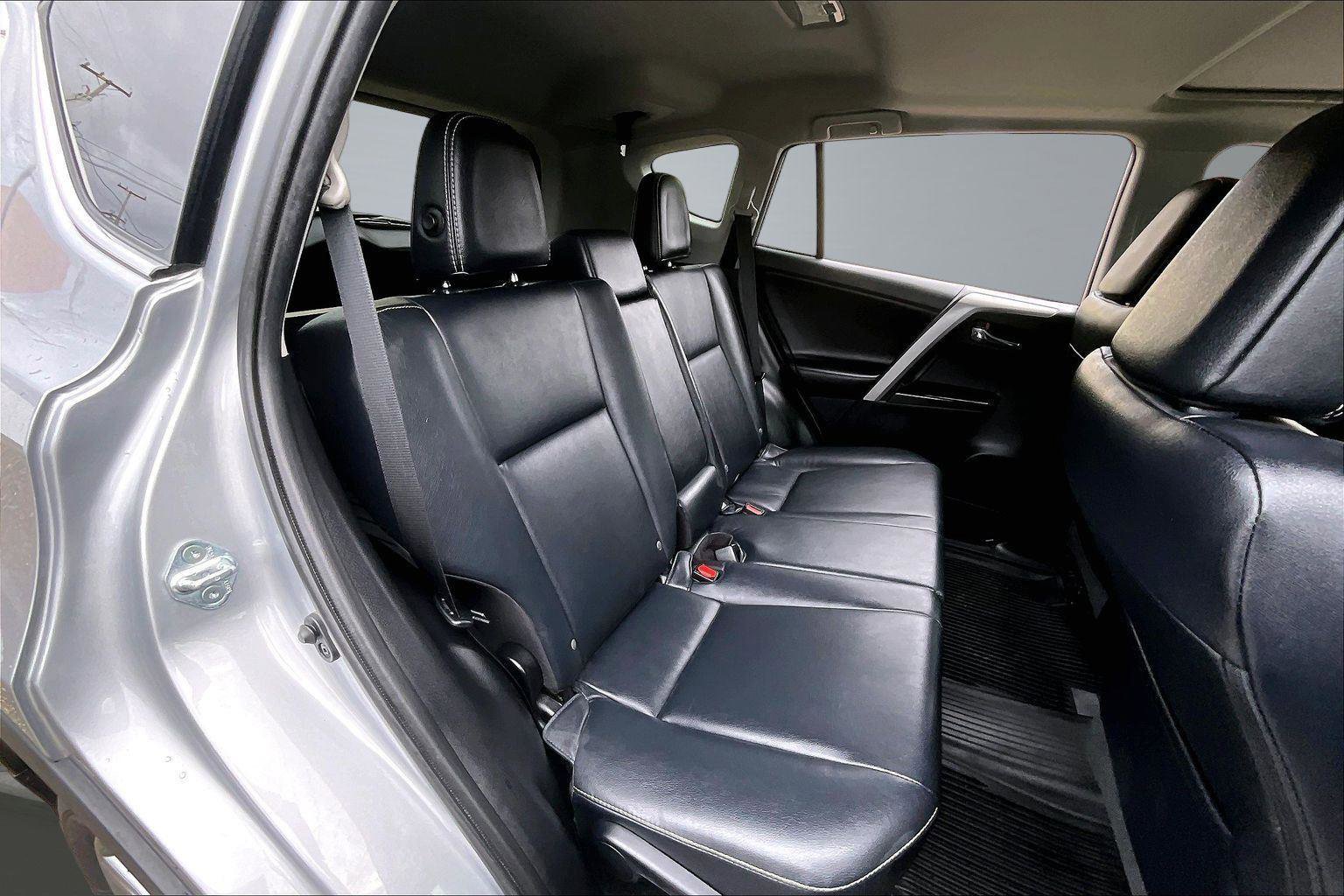 Used 2017 Toyota RAV4 Limited w/ Advanced Technology Package image 27